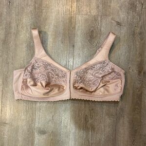 Glamorise Full Figure MagicLift Front Close Support Bra 46B Beige 1200 Wireless